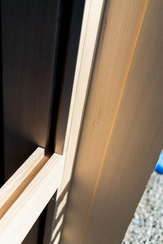 金華山麓の平屋